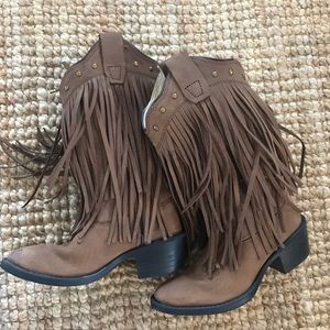 Leather fringe cowgirl boots